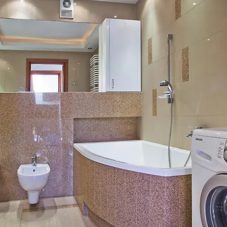 Prestige Park Penthouse Apartament *